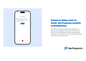 Werbegrafik von Das Programm mit Chat-Screenshot zu offenen Forderungen einer Kundin und dem Slogan „Einfache Eingaben für komplexe Tätigkeiten: Der Effizienz Booster ist gezündet!